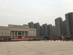 -郑州烈士陵园(二七区)