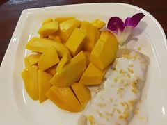 -Dang restaurant (patong phuket)