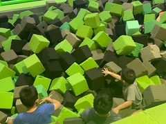 -C7城市运动空间·蹦床·健身·团建