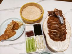 -梅利汴京烤鸭•开封豫菜地标店(东司门店)