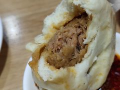咸蛋黄超人包-老陶包子铺(南大西南村店)