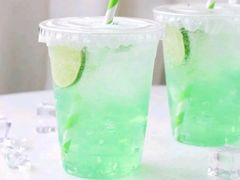 -有喵·猫咖·狗咖·30几只猫10只小狗(岗厦店)