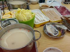 -杨老板·海鲜集市火锅·鲜切牛肉(中防万宝店)