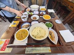 -百年老字号·观振兴蟹黄面·三虾面·苏式面(观前街富仁坊巷店)