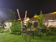 -百里峡七彩艺术小镇