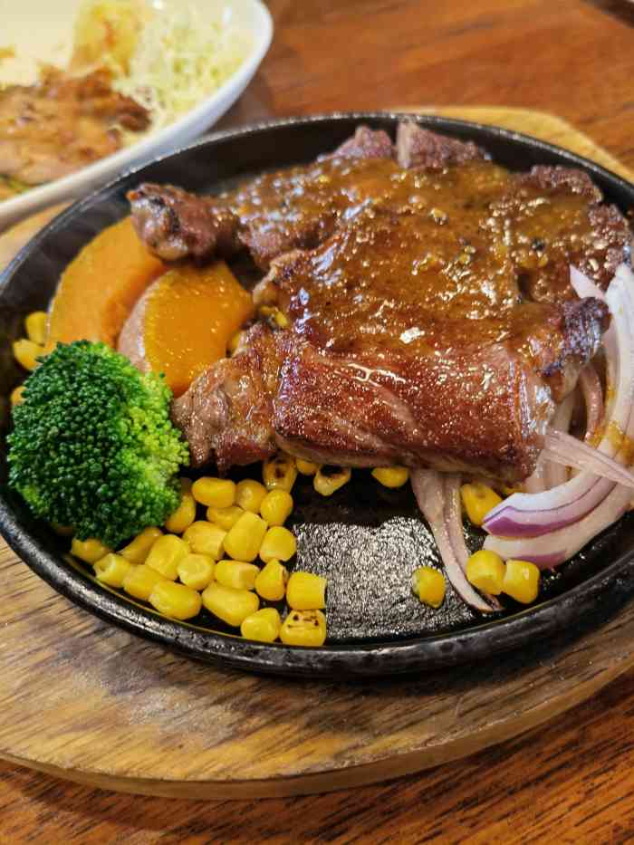 玛格萝妮餐厅(金高路店)-"很低调的一家西餐厅,平时进进出出的也没关.