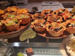-小苍兰风铃草·礼物蛋糕(沈阳店)