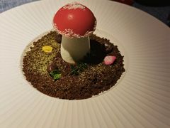 -弦月窗LUNETTE BY AMANDA(复兴路店)