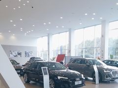 -上海永达奥诚奥迪4S店(申江路店)