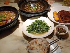 -梁家大院•农家菜(昆山会展中心店)