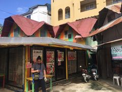 -Jonah's Fruit Shake & Snack Bar
