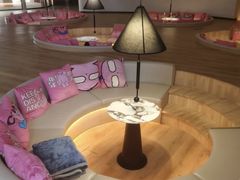 -涨巢·潮玩水疗局