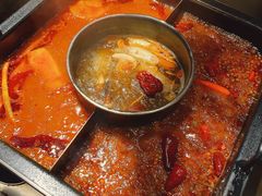 -老牌坊云南鱼豆花火锅(爱建店)