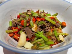 卜辣椒芹菜炒牛肉-农耕记·湖南土菜(halo广场店)