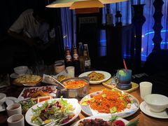 -酤居湖景音乐餐吧(安宁店)