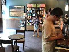 -星巴克(古美路店)