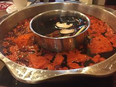 -小天鹅火锅·一线江景洪鼎旗舰店(洪崖洞店)