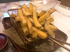 黑松露薯条-酒池星座(深圳湾后海汇店)