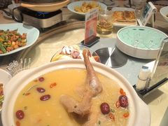 -荷花亭·湖北融合菜(中商广场店)