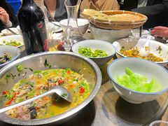 -绿草地·湘菜(酃湖师院店)