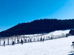 -十三陵雪世界滑雪场