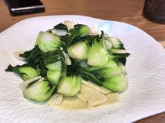 -耶里夏丽·丝路国际·新疆餐厅(浦东区东方路店)