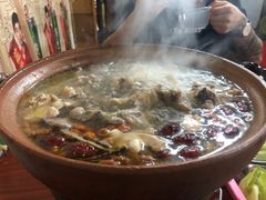 -威邵鸡煲(西华路总店)
