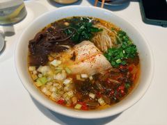 小锅米线-胡麻(静安嘉里店)