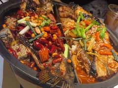 -鸣记脆皮烤鱼·海鲜烤鱼(三八广场店)