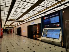 -CHANEL(戴高乐机场T 2E店)