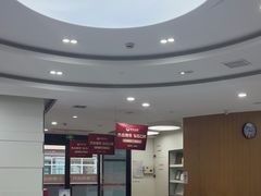 -雅悦齿科(顾村公园店)