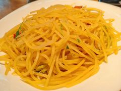 -小三峡食府(西五路店)