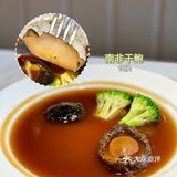 真的好大一个 新鲜出炉的菠萝包