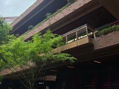 -瑞虹新天地月亮湾
