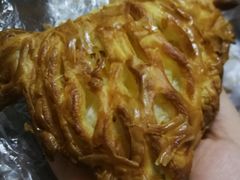 菠萝派-红跑车(三孝口店)