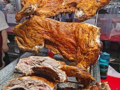 -乌恰市场(彩虹商场店)