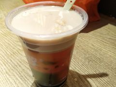 奶茶味燒仙草-八婆婆烧仙草(曾厝垵店)