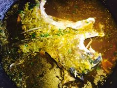 -阿瓦山寨·湘菜现炒·剁椒鱼头王(咸阳总店)