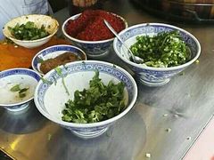 -曾笼笼牛肉饼