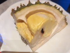 -雍容荟帝王蟹活龙虾展台自助(IFS黑金店)