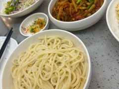-汗腾格里·风味餐厅(新疆驻京办店)