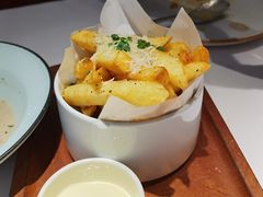 -阿妮叶李(光谷世界城店)