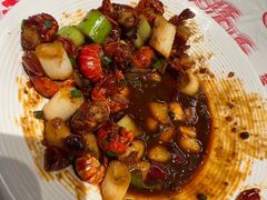 -肥肥虾庄·金牌油焖大虾(汉街SKP店)