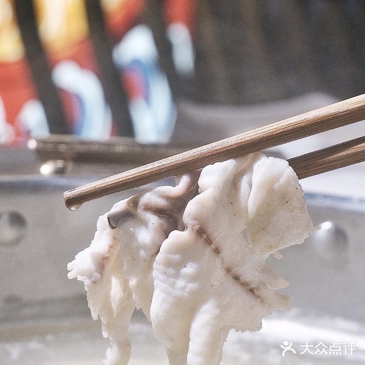 对标海底捞,南京独一家的斑鱼火锅|阿生渔捞