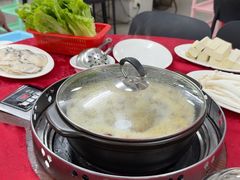 -花苑美食横琴生蚝火锅(拱北粤华路店)