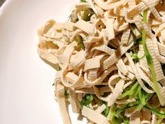 黑豆芽拌千张-金鸭季·北京烤鸭(深业上城店)