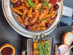 -猴子山下·活虾麻辣香锅(钟楼街店)