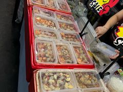 -席娜卡琳火车铁道夜市