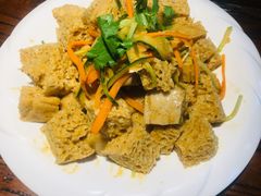 -东家小院金汤酸菜鱼(南阳路店)