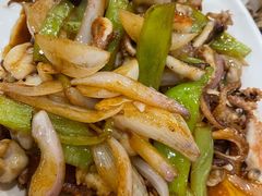 辣炒八带-老东镇啤酒屋海鲜加工·蒸汽海鲜·海鲜烧烤(台东店)